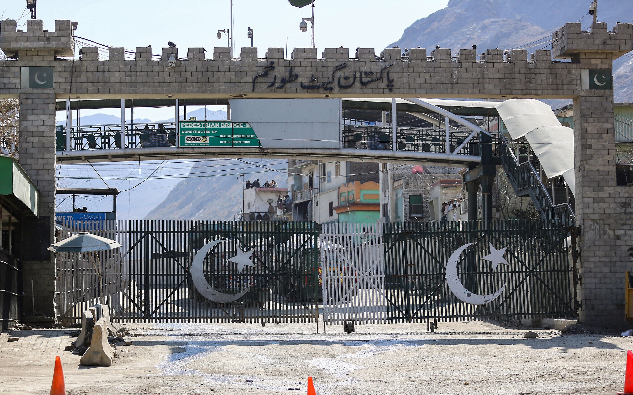 Afghan-Pakistan border crossings closed due to Pakistani national ...