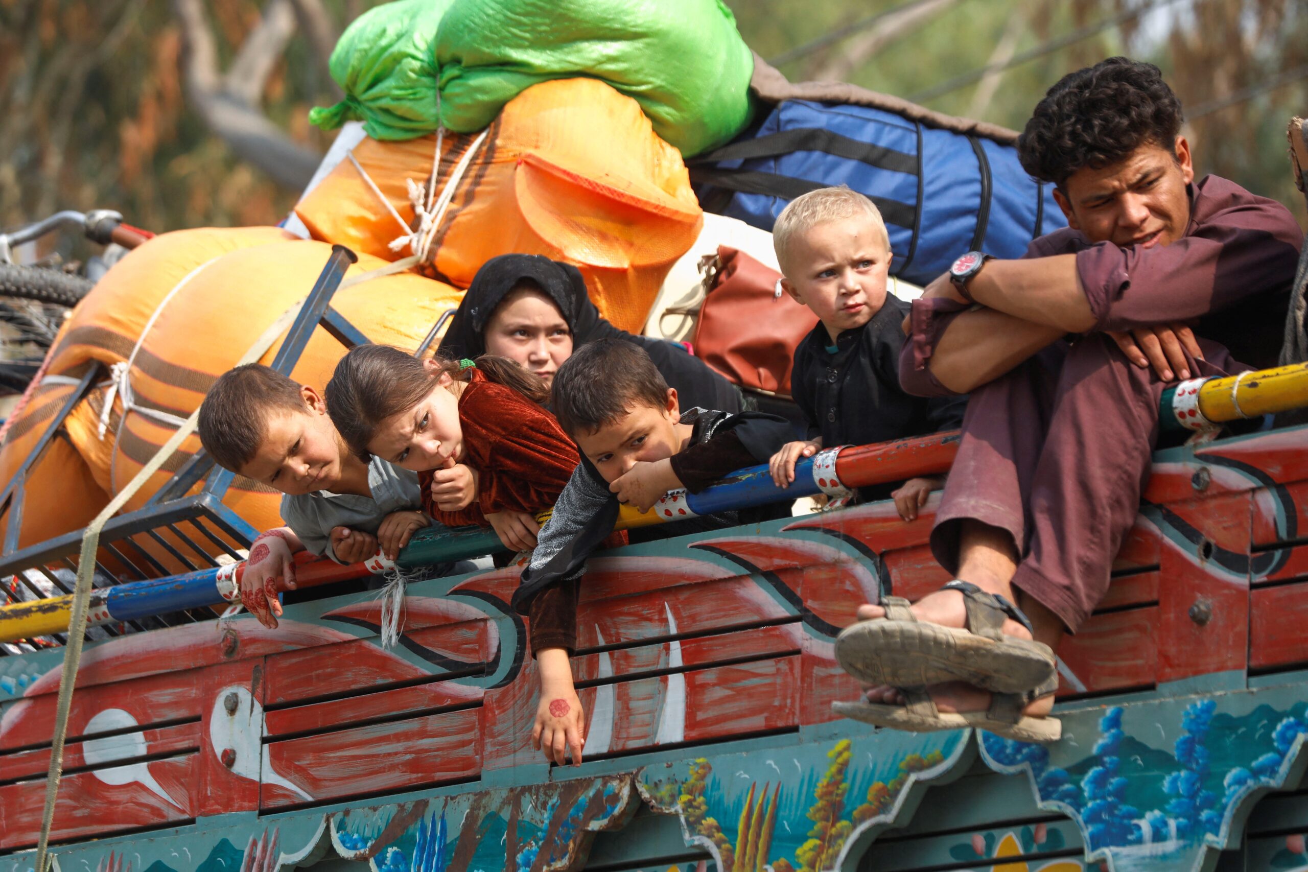 Over 2,000 Afghan nationals deported from Iran, Pakistan in single day ...