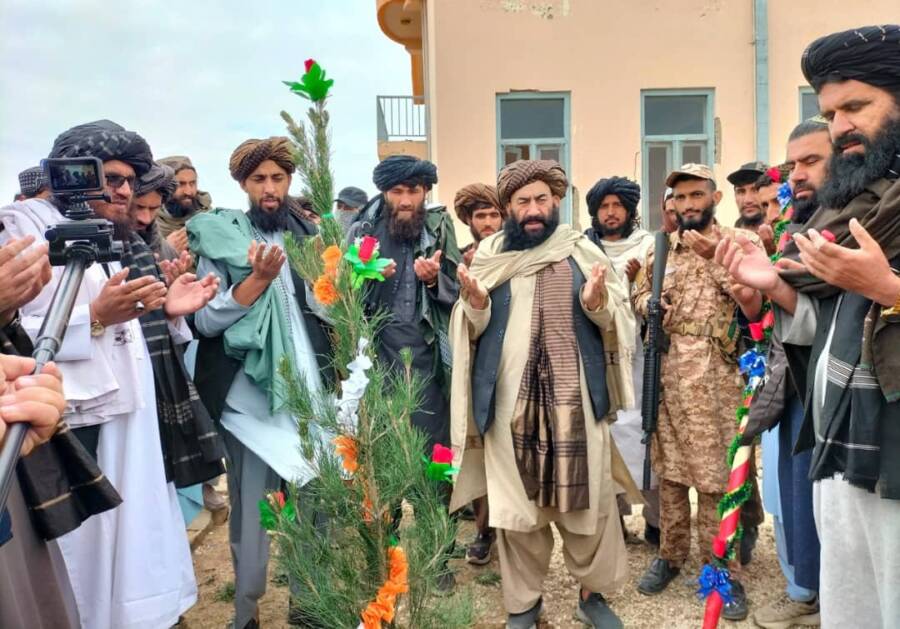 7077931a-6eed-467c-8d91-d22c50fe89da