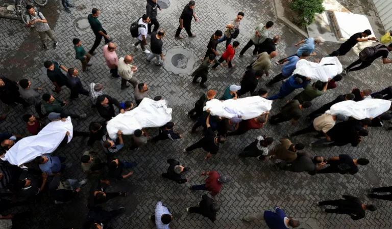 2025-05-20T070401Z_1994506061_RC2HLEA6SV84_RTRMADP_3_ISRAEL-PALESTINIANS-GAZA-1747725334