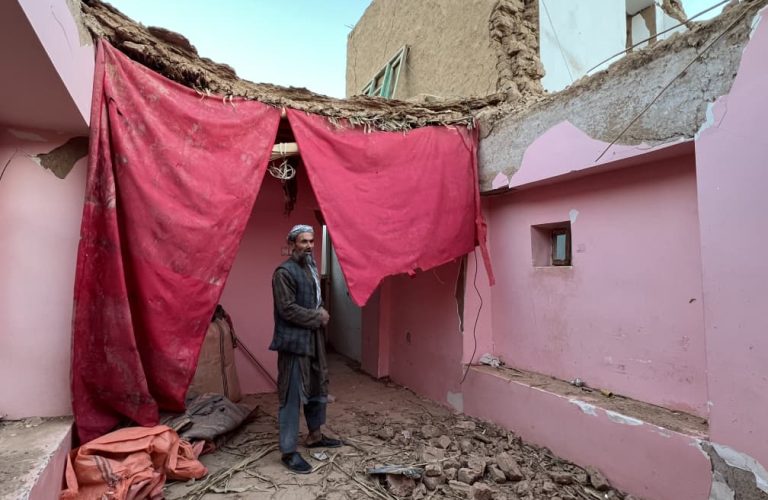 8cc85709-dc61-4723-94fc-08b9d393d51c