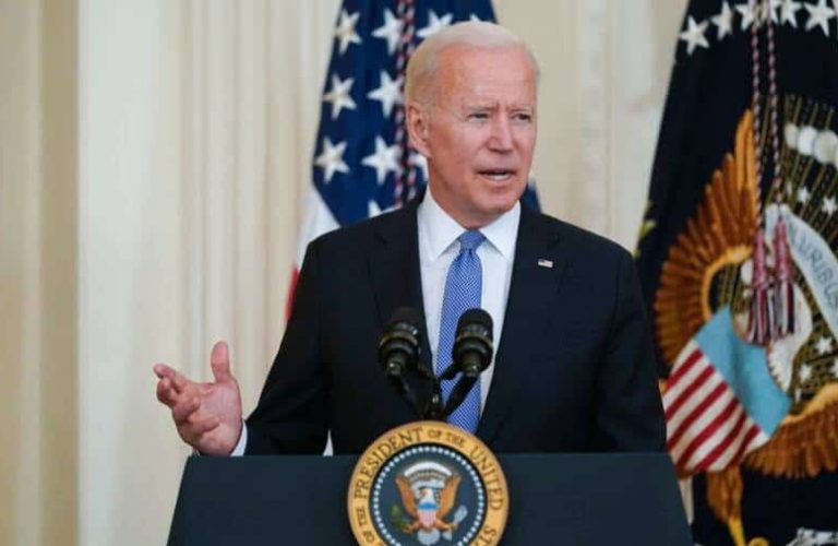 22.07.2021, USA, Washington: Joe Biden, Präsident der USA, spricht vor der Unterzeichnung des Gesetzes H.R. 1652 im East Room des Weißen Hauses. Foto: Andrew Harnik/AP/dpa +++ dpa-Bildfunk +++