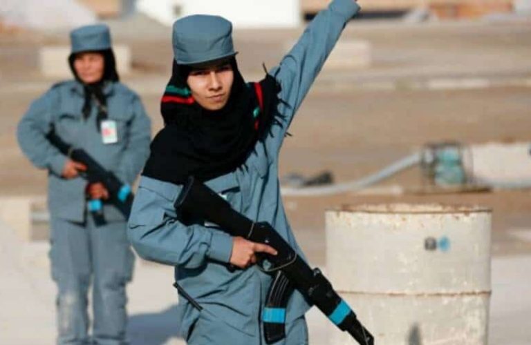 Afghan-Police-Women-2015-03-03-2