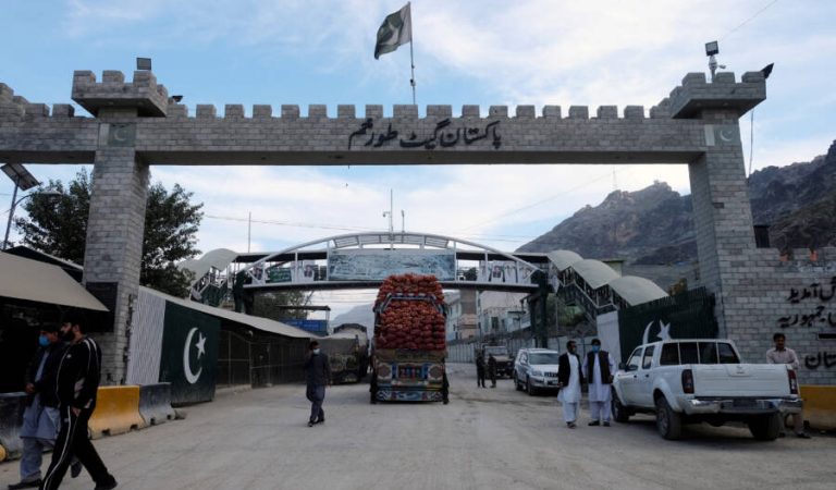 FILE PHOTO: A general view of the border post in Torkham, Pakistan, December 3, 2019. Picture taken December 3, 2019. REUTERS/Alasdair Pal