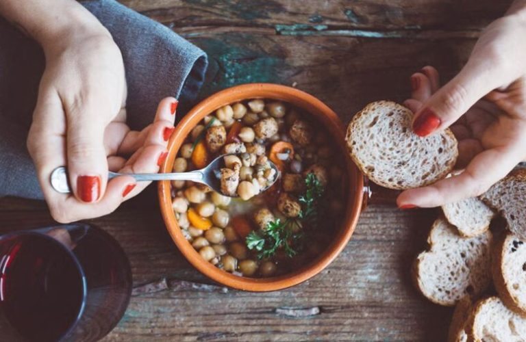 Doctors Don't diet during pregnancy