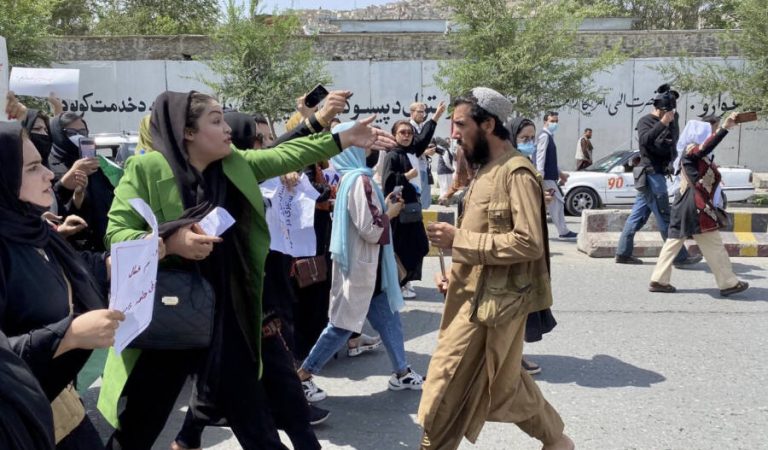 Taliban-women