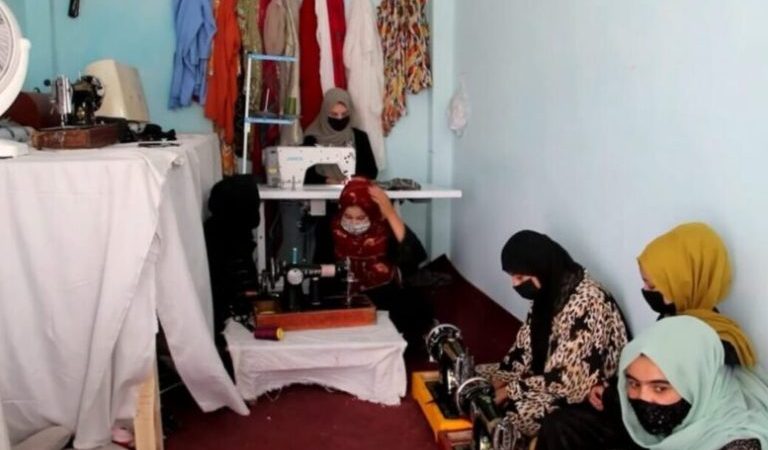 Women-1-rdx09tngcd6ot491pw411b7e0ypdq7rgy2thy3cfbc