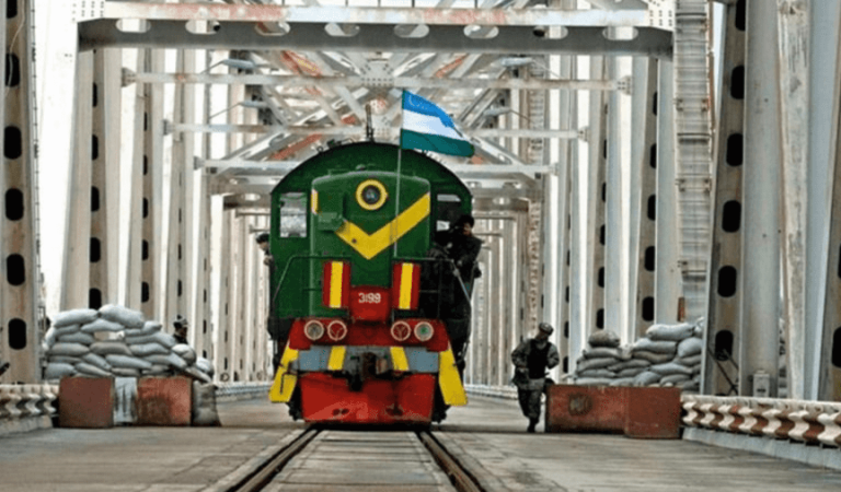 uzbekistan-ozbekistan-tren
