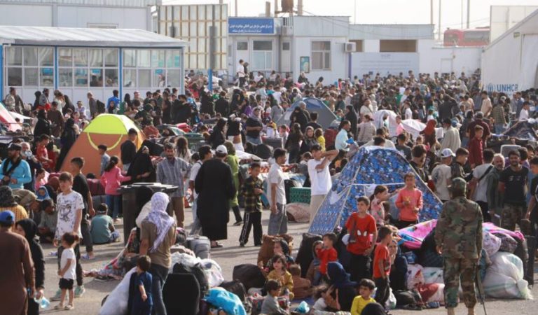 ایرانه د کډوالو ستنېدل (4)