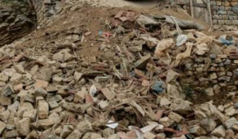 خوست کور نړېدو