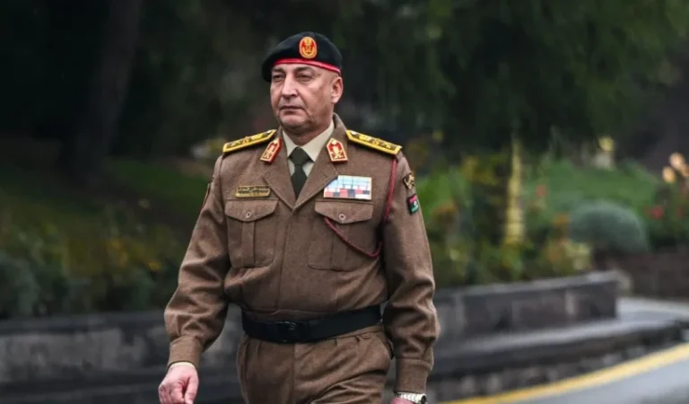 د لیبیا د پوځ مشر