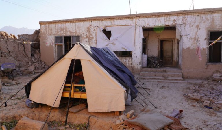 زلزله‌ځپلي- زلزله-سمنګان