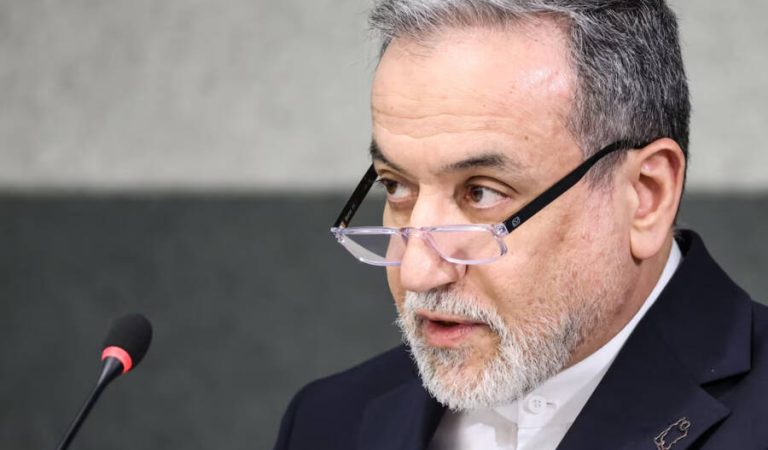 عباس عراقچي ۳۴۵