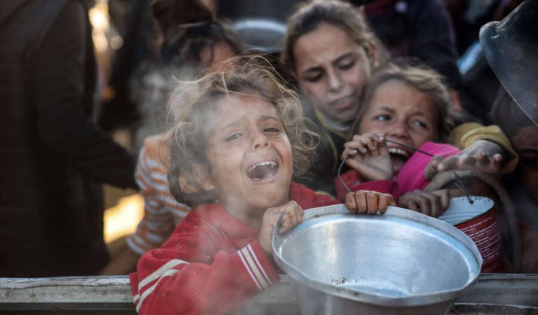 غزه ماشومان لوږه