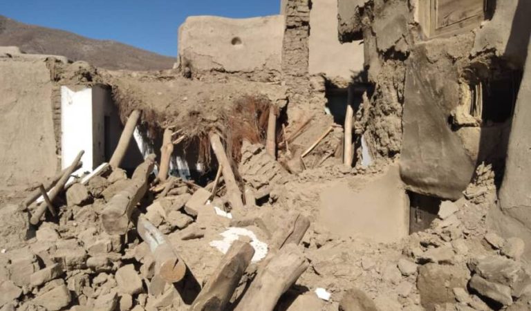 میدان وردک کور نړېدو (1)