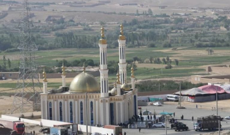 میدان‌وردګ جومات