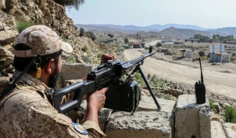 پاکستان سره کړکېچ؛ لا هم د ستونزې د حل څرک نه‌لیدل کیږي