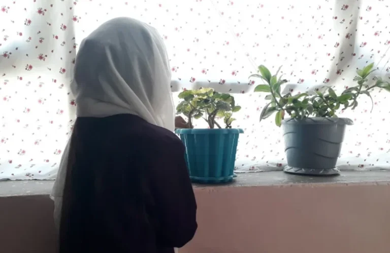 ښځې نه‌اومیندواره کېدل