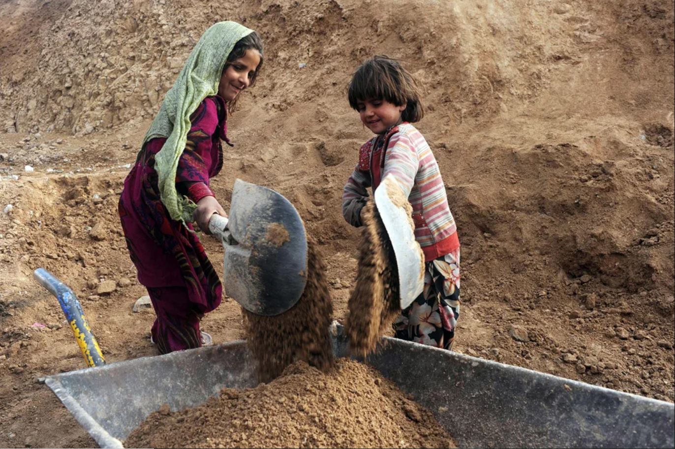 اقلیم اوزگریشی؛ یونیسف: افغانستان ده ۱۵ میلیون اوغیل و قیز یاردم گه محتاج دیر