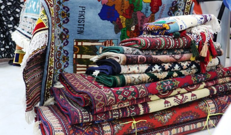Afghan carpet export1