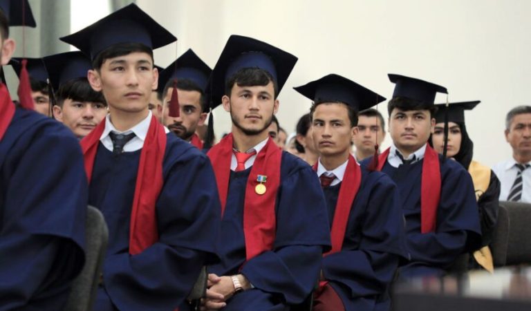 Afg'onistonlik talabalar O'zbekistonda
