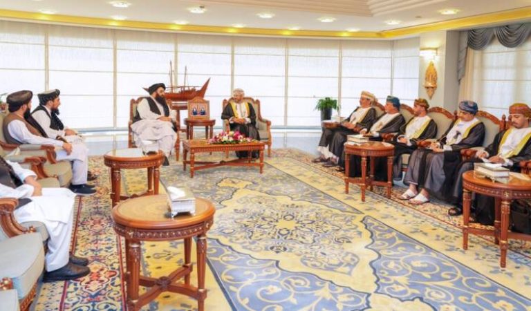 Amir Khan Motaghi and Badr bin Hamad al-Busaidi