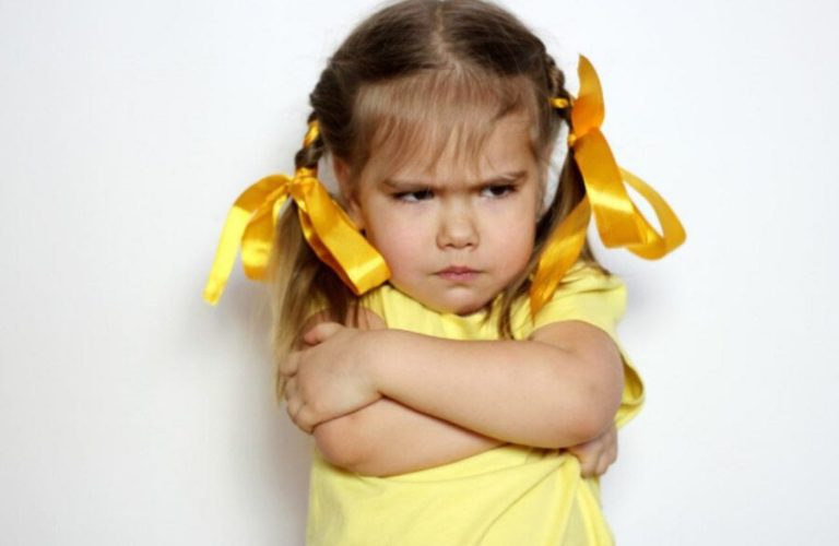 Bolalarda asabiylik va injiqlik sabablari