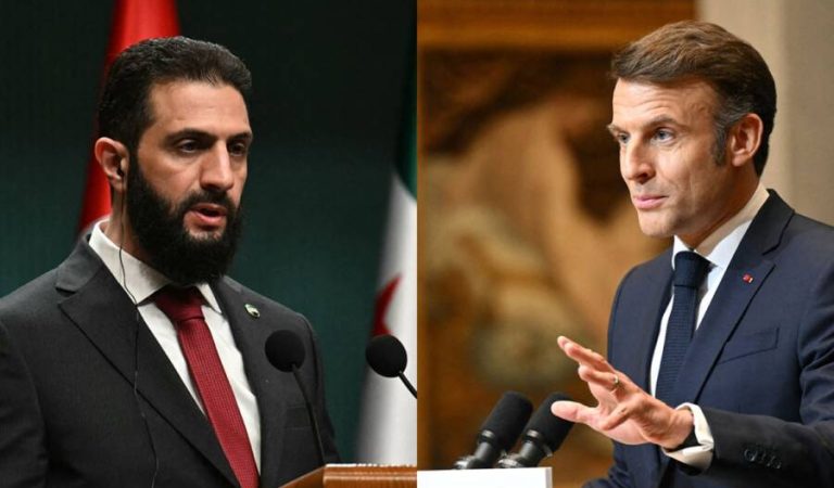 Emmanuel Macron's phone call (2)