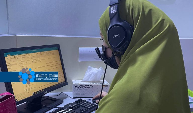 Girl journalist2