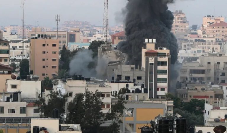 Israel and Hamas cease fire