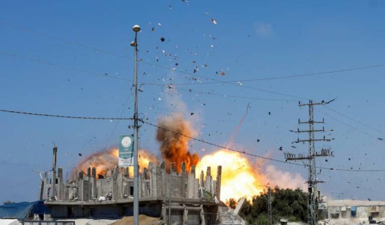 Israeli attacks on Gaza killed three people