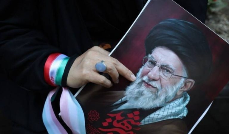 Khamenei3
