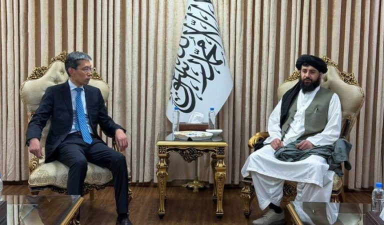 Mujahid with the Chinese ambassador1