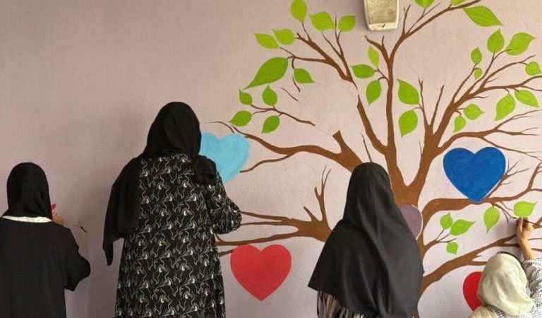 Painting-amidst-limitations-Girls-in-Herat-search-for-their-dreams-through-colors-