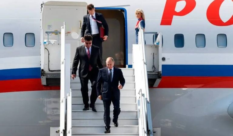 Putin's trip to the airport