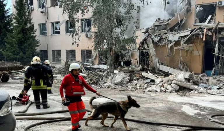 Russian attack on a clinic in Ukraine