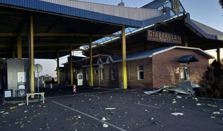 Russian attack on the border crossing between Ukraine and Moldova