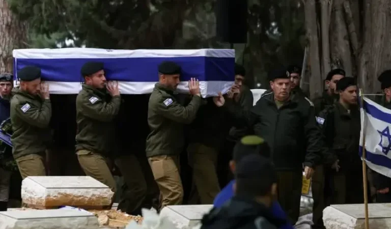 Six-Israeli-soldiers-killed