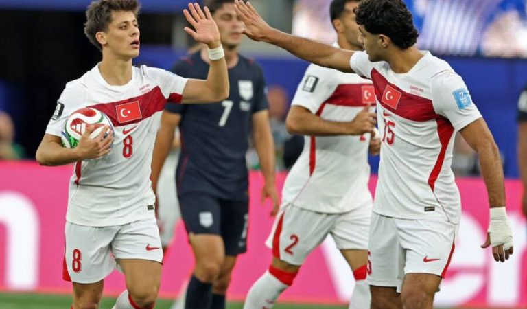 The Turkey national team against the United States1
