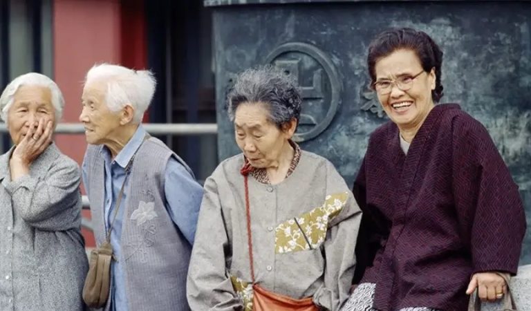 Yaponiyadagi keksalar