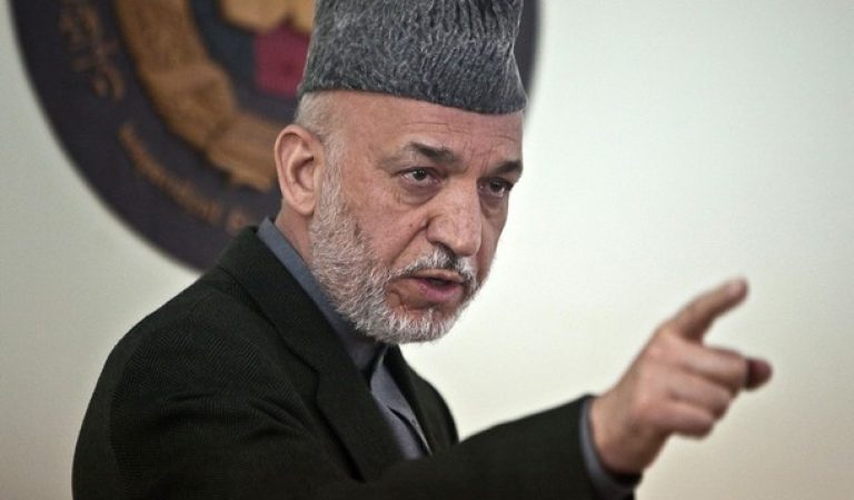 Afghan President Hamid Karzai speaks at Afghanistan's Independent Election Commission (IEC) in Kabul April 1, 2010. REUTERS/Ahmad Masood (AFGHANISTAN - Tags: POLITICS)
