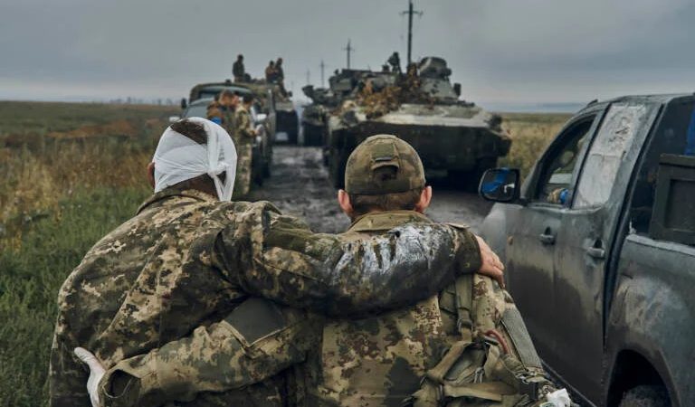 russia-ukraine-war-soldiers-AP-022323-768x512