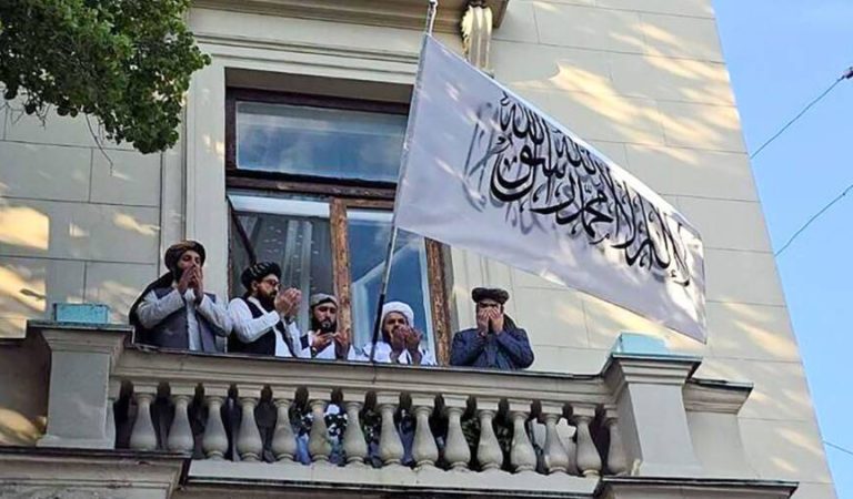 سیاسی قشر اورنی
