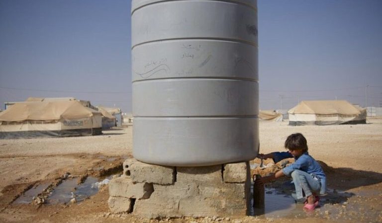 نبود-آب-صحی