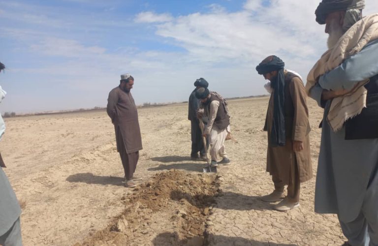 ساخت مکتب در غزنی