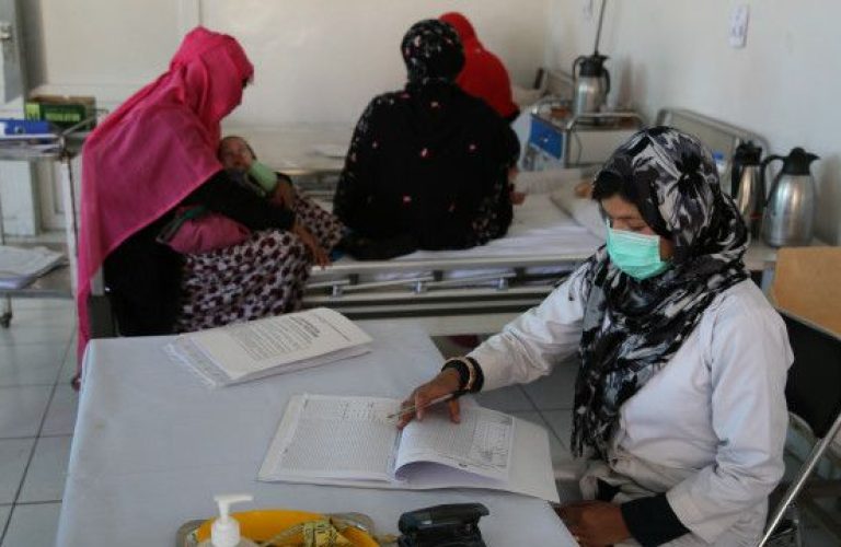 150512111501_nurses_in_afghanistan_640x360_bbc