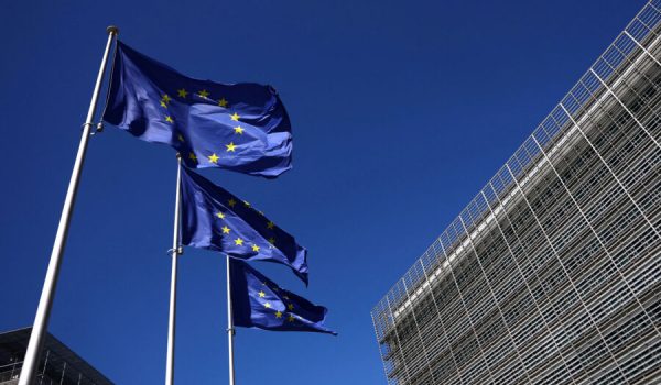 FILE PHOTO: European Union flags flutter outside the European Commission headquarters in Brussels, Belgium April 29, 2026. REUTERS/Yves Herman/File Photo