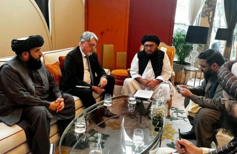 Abdul Wali Haqqani and the French chargé d'affaires