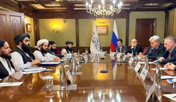 Amir Khan Muttaqi met with Russian Deputy Prime Minister Alexei Overchuk