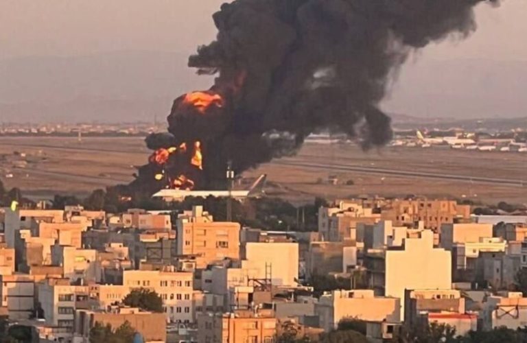 Israel carries out an airstrike at Iran 12